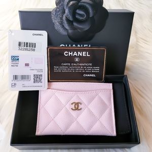 SOLD on EBay Chanel 22P Light Pink Flat Cardholder